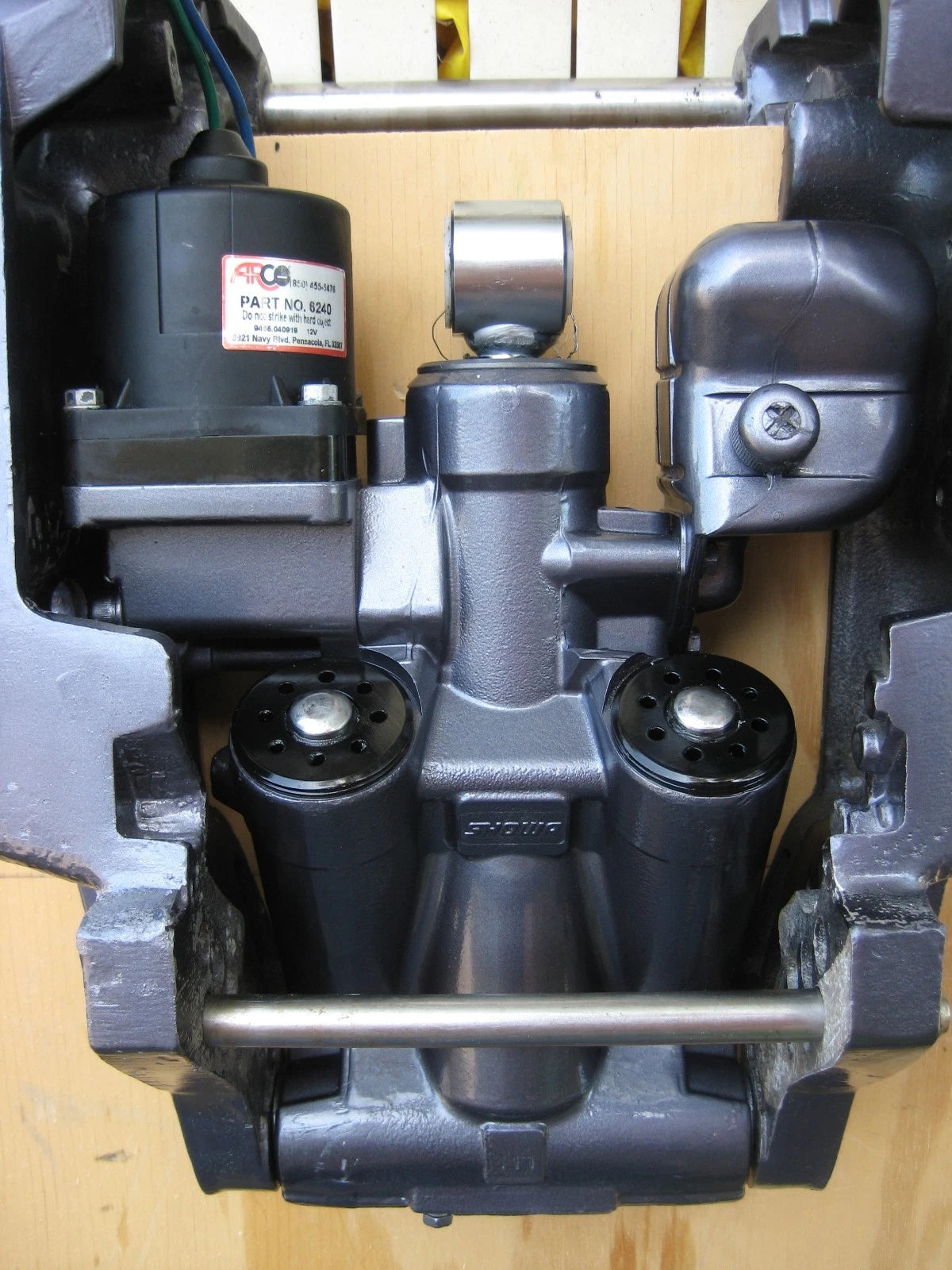 Yamaha Remanufactured Showa Tilt and Trim 2017 150HP VF150LA